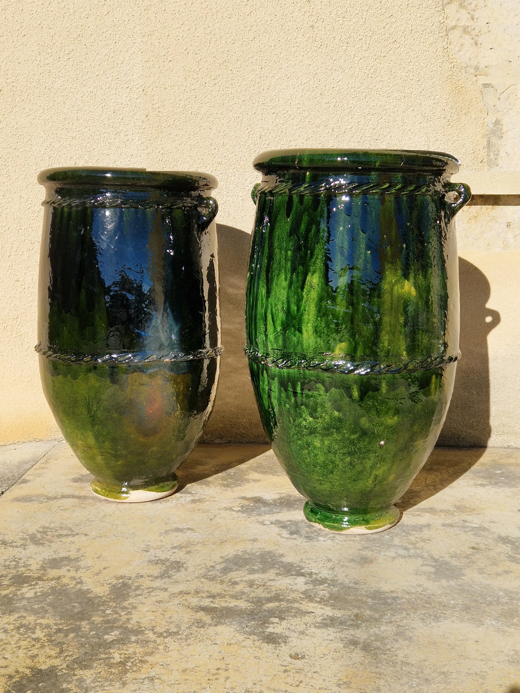 2 Pots en terre cuite émaillée verts de Tamegroute fait main au Maroc de 1 m de haut 