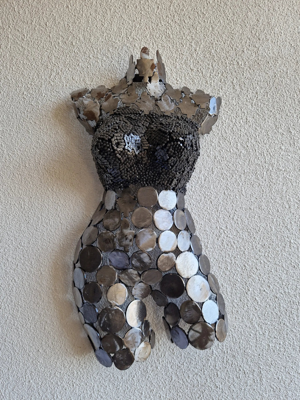 Sculpture en fer recyclé – Fait main – Pièce unique – Buste de femme