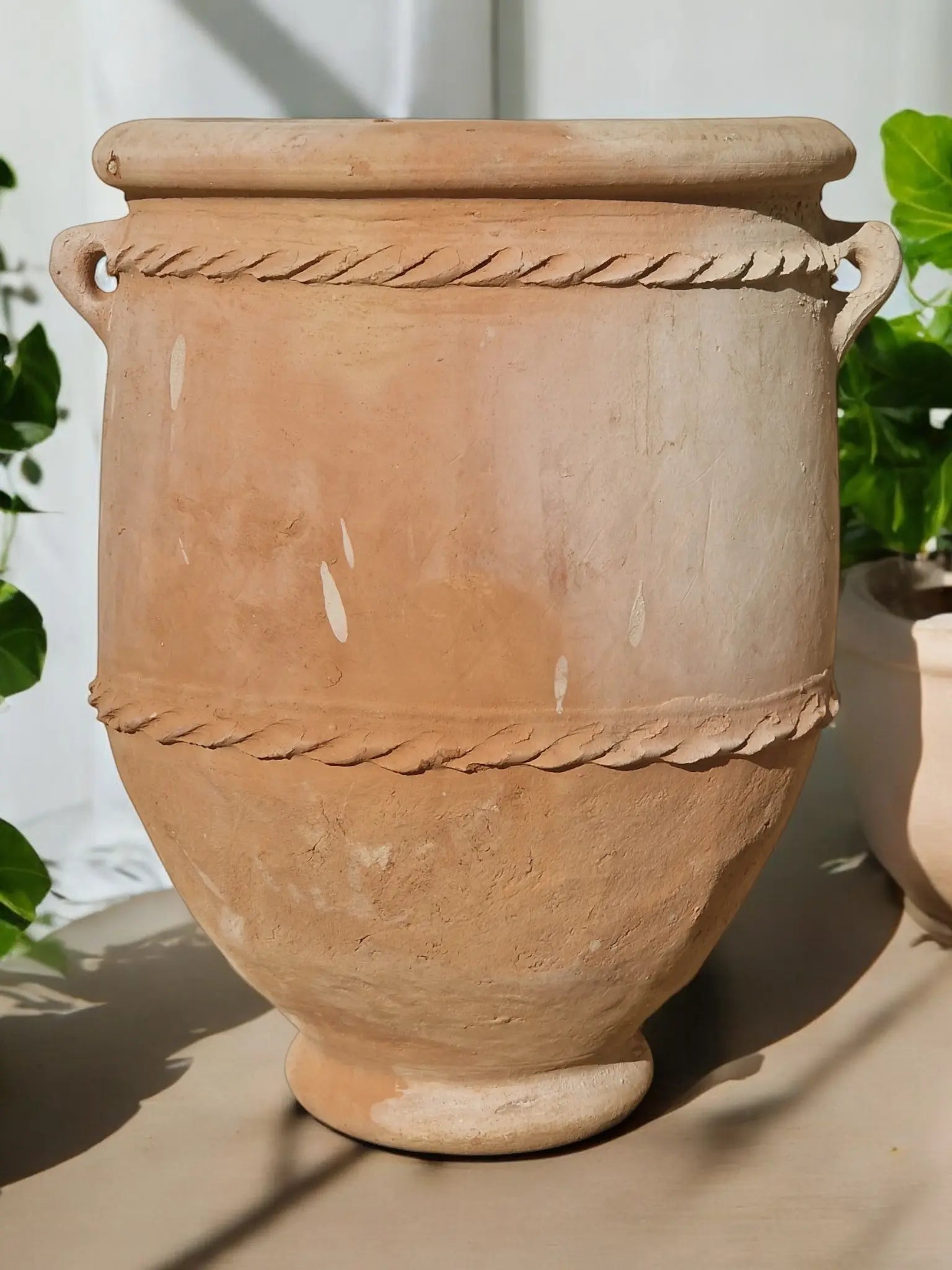 Authentique Pot en terre cuite de Zagora au Maroc fait main en 65 cm de haut