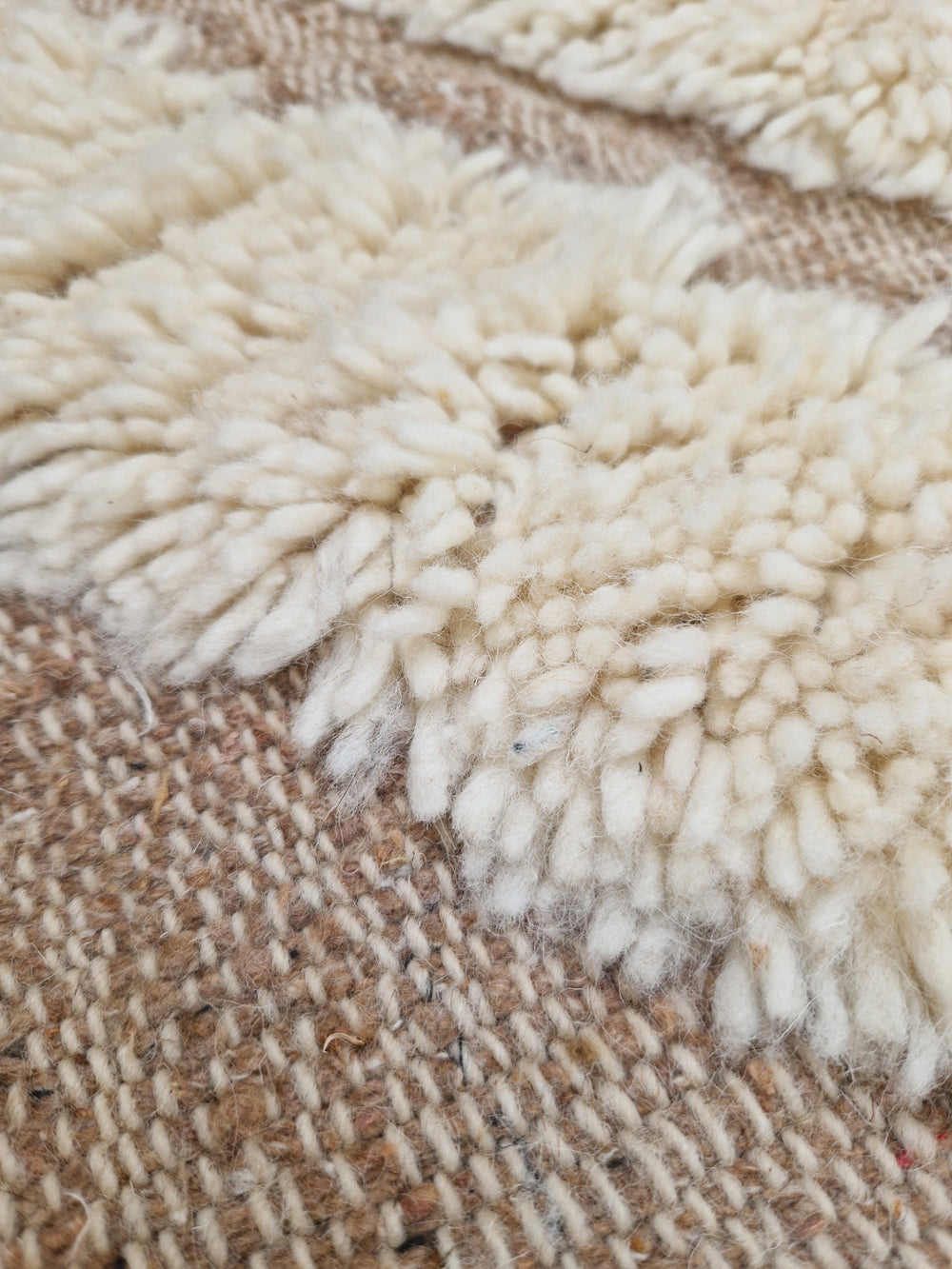 Tapis berbère Béni Ouarain beige  212 x 293 cm en laine fait main - décoration traditionnelle marocaine