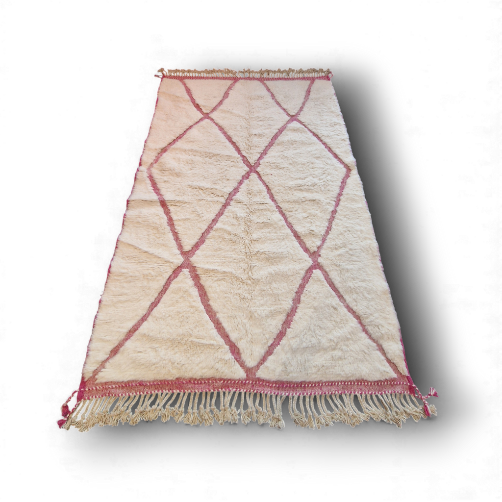véritable tapis traditionnel marcain, fait-mains, en laine au couleiur et designe modern pour un intérieur tout en couleur et chaleur