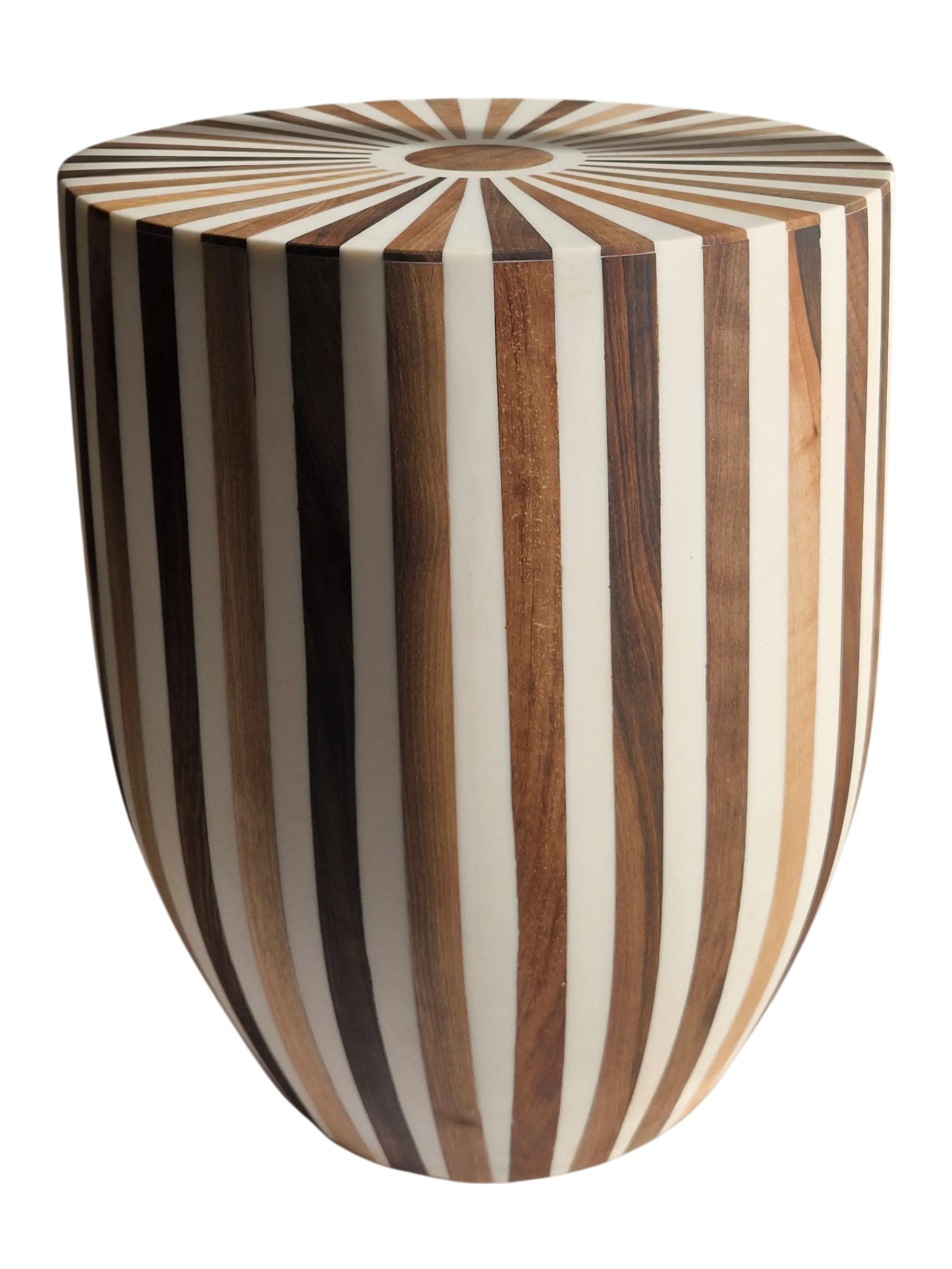 table basse bout de canapé en bois de cèdre et résine blanche, pour design modern et chaleureux dans votre salon, artisanat marocain