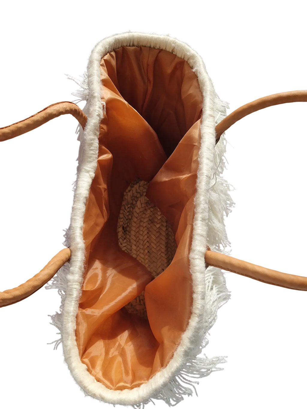 Panier tressé en feuilles de palmier, avec des poignée en cuir, et des franges en fil. Peut être utilisé en sac à main, en panier pour les courses, pour aller à la plage...