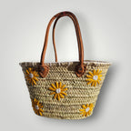 panier cabas artisanal en feuille de palmier brodé de fleurs jaunes, fait main, artisanat marocain