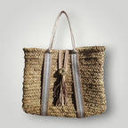Sac Cabas en Palmier – Sangles beige argent et Blanc & Pompon Cuir, tressé à la main, pour un style chic bohème, artisanat marocain