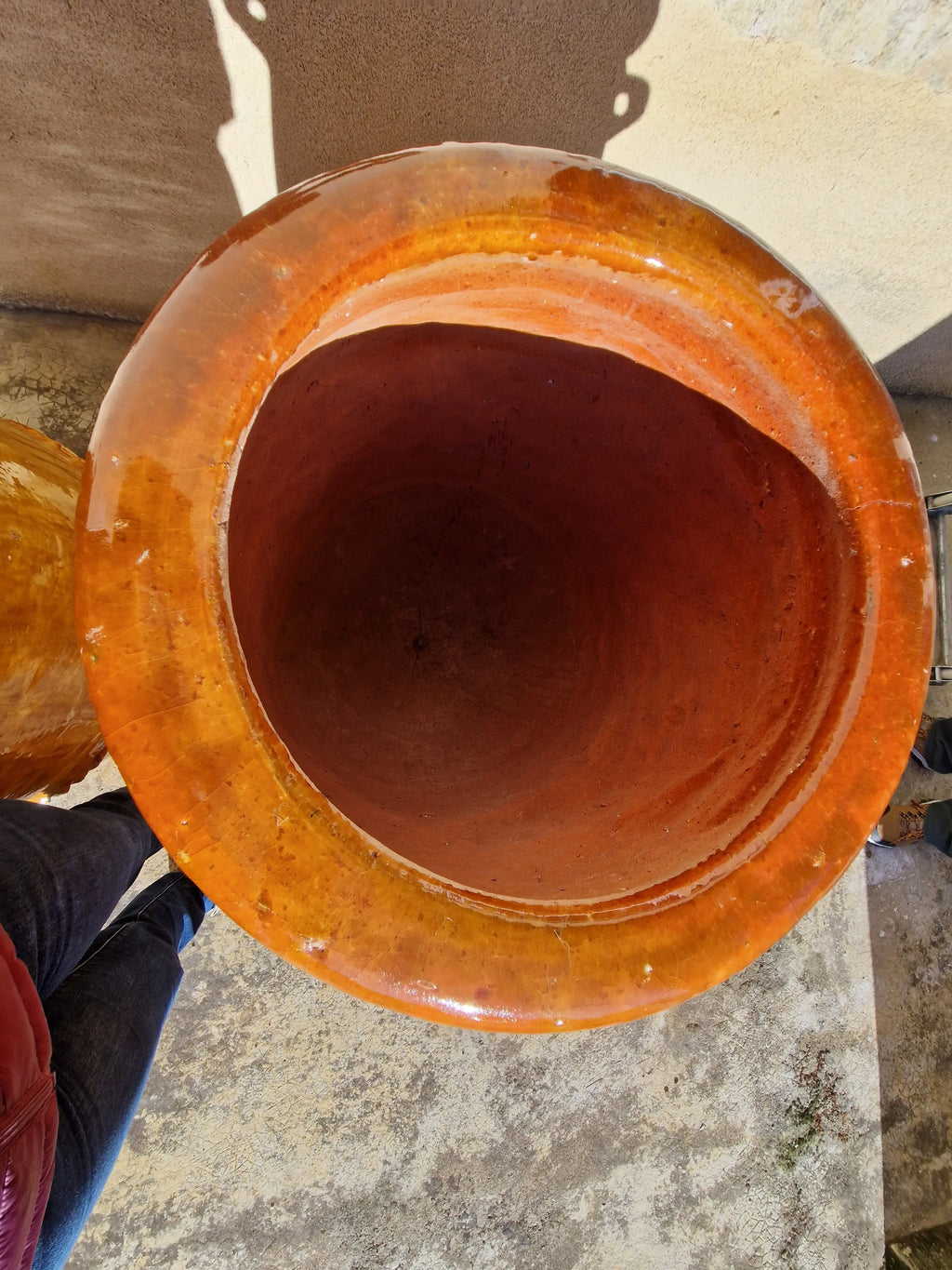 2 Pots en terre cuite émaillée de Tamegroute fait main au Maroc de 1 m de haut vu de dessus