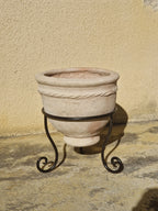 Authentique Pot en terre cuite de Zagora au Maroc fait main en 30 cm de haut avec son pied en fer forgé antigel