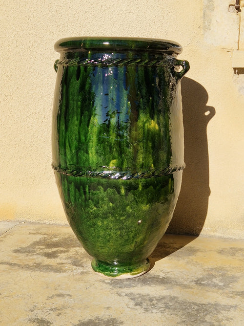 Pot en terre émaillée vert de Tamegroute fait main au Maroc de 1 m de haut