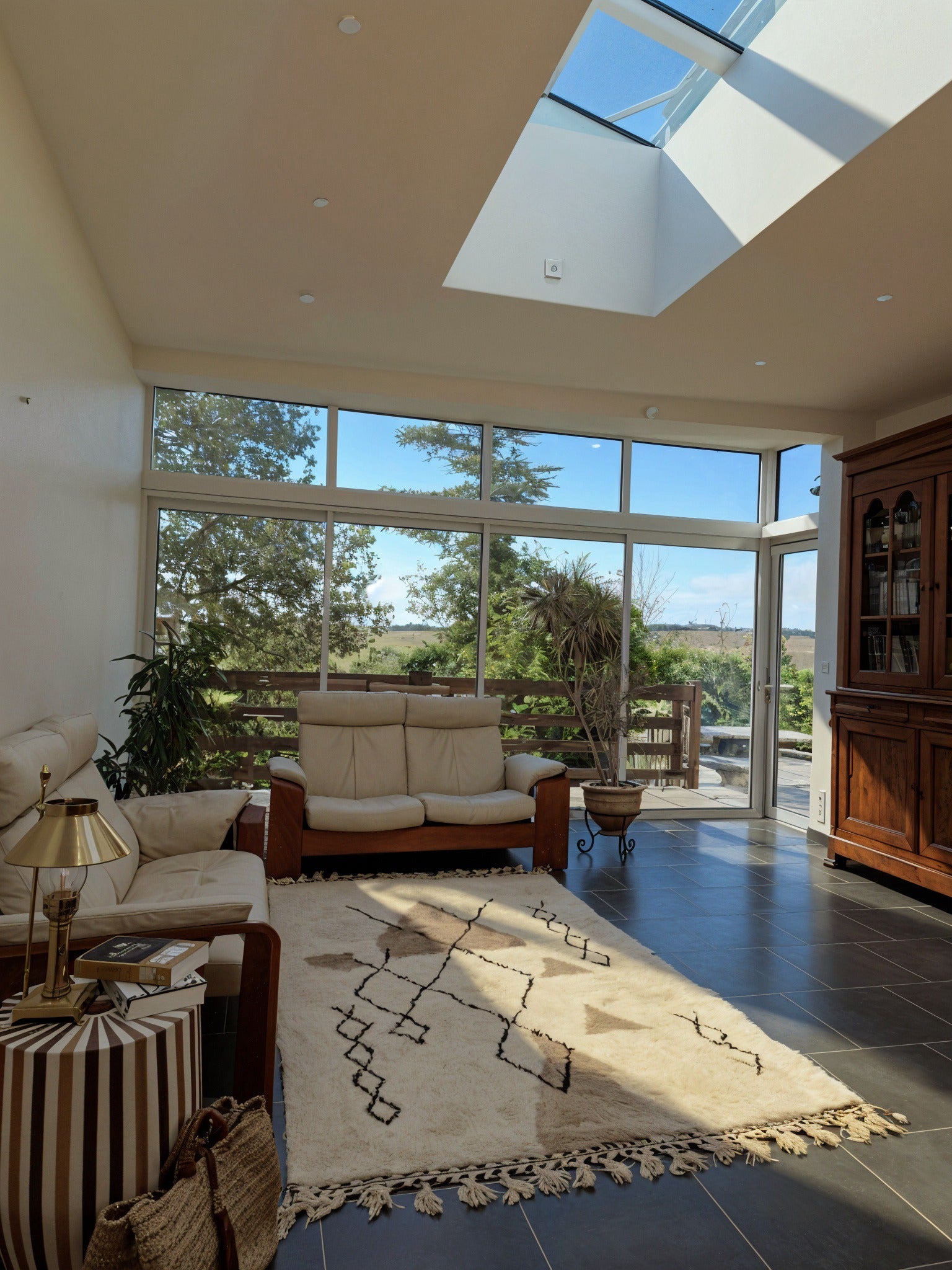 Tapis berbère Beni Ouarain authentique en laine naturelle, 100% fait main au Maroc, épais et doux pour un confort moelleux et une décoration chaleureuse